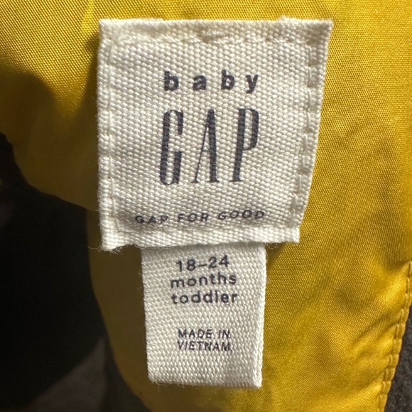 GAP-kids Vest Color: Yellow 18-24 Months - Picture 4 of 5